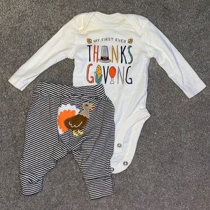 Newborn thanksgiving outfit